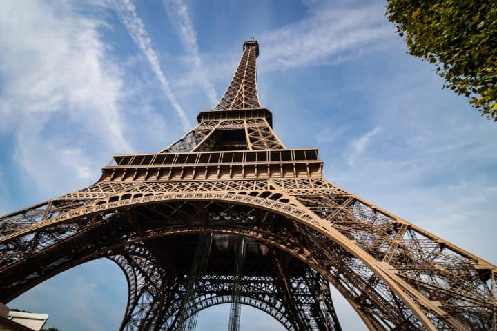 Przeprowadzki międzynarodowe Adexim - wieża Eiffla Paryż